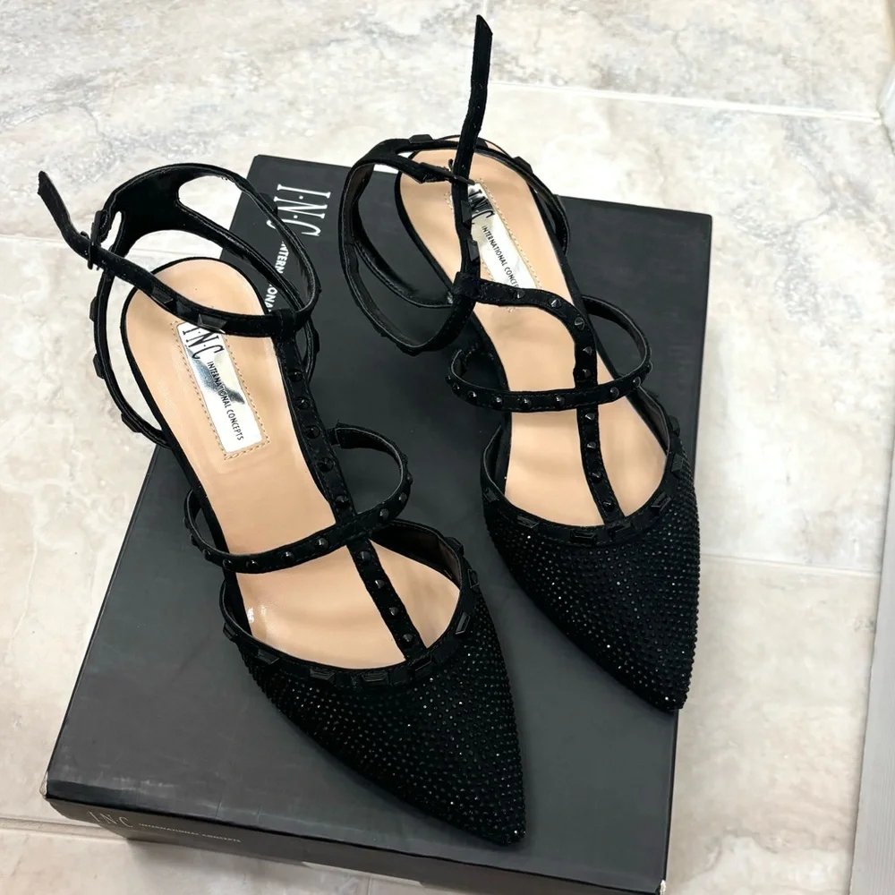 INC pointed toe black studded kitten heel pumps with ankle straps - Picture 5 of 7